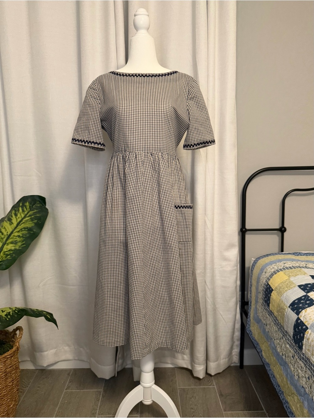 VTG 1960s Handmade Gingham Midi Dress | Navy Blue & Cream House Dress